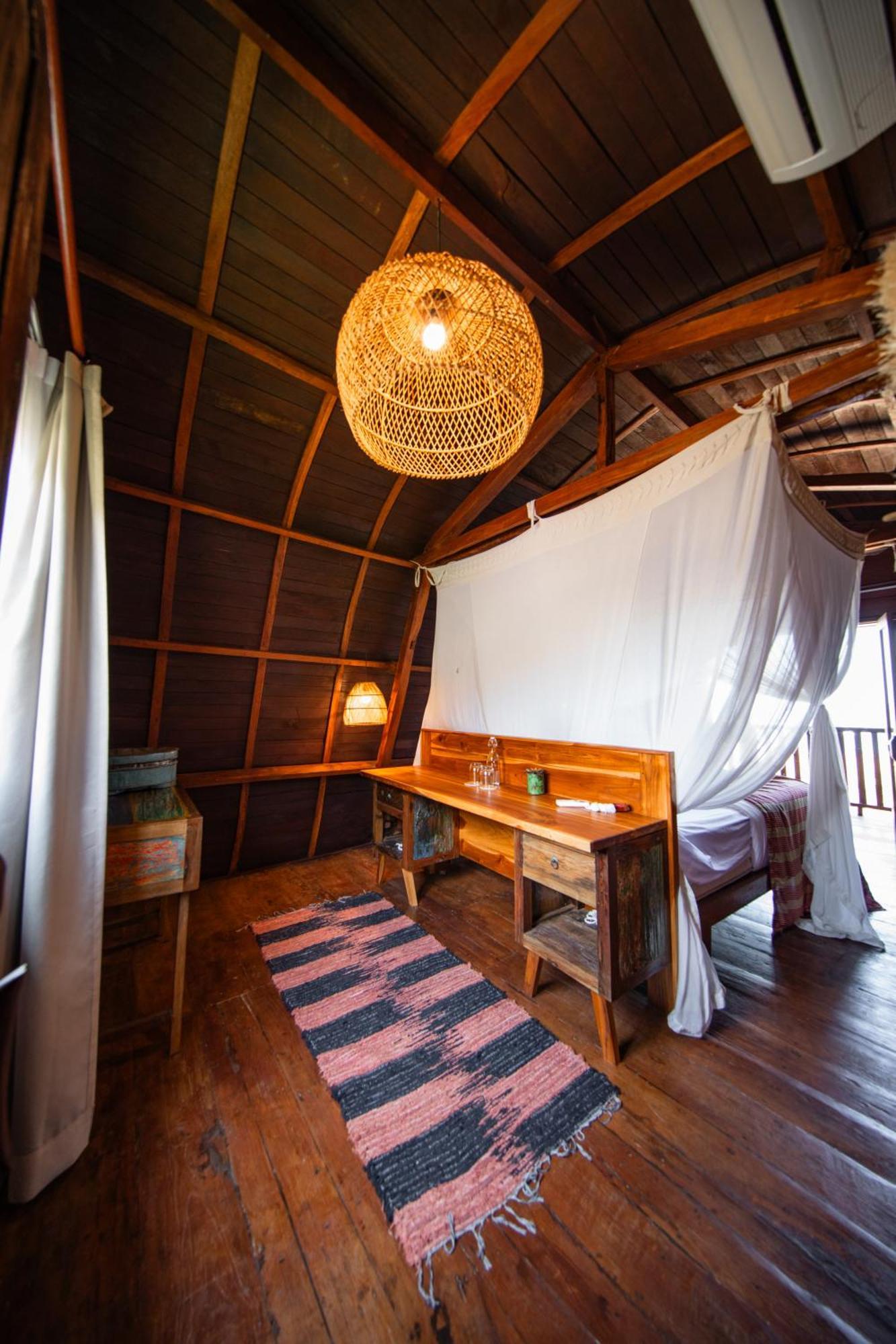 Villa Ellya Areguling, For 8-10 Pax Kuta  Экстерьер фото
