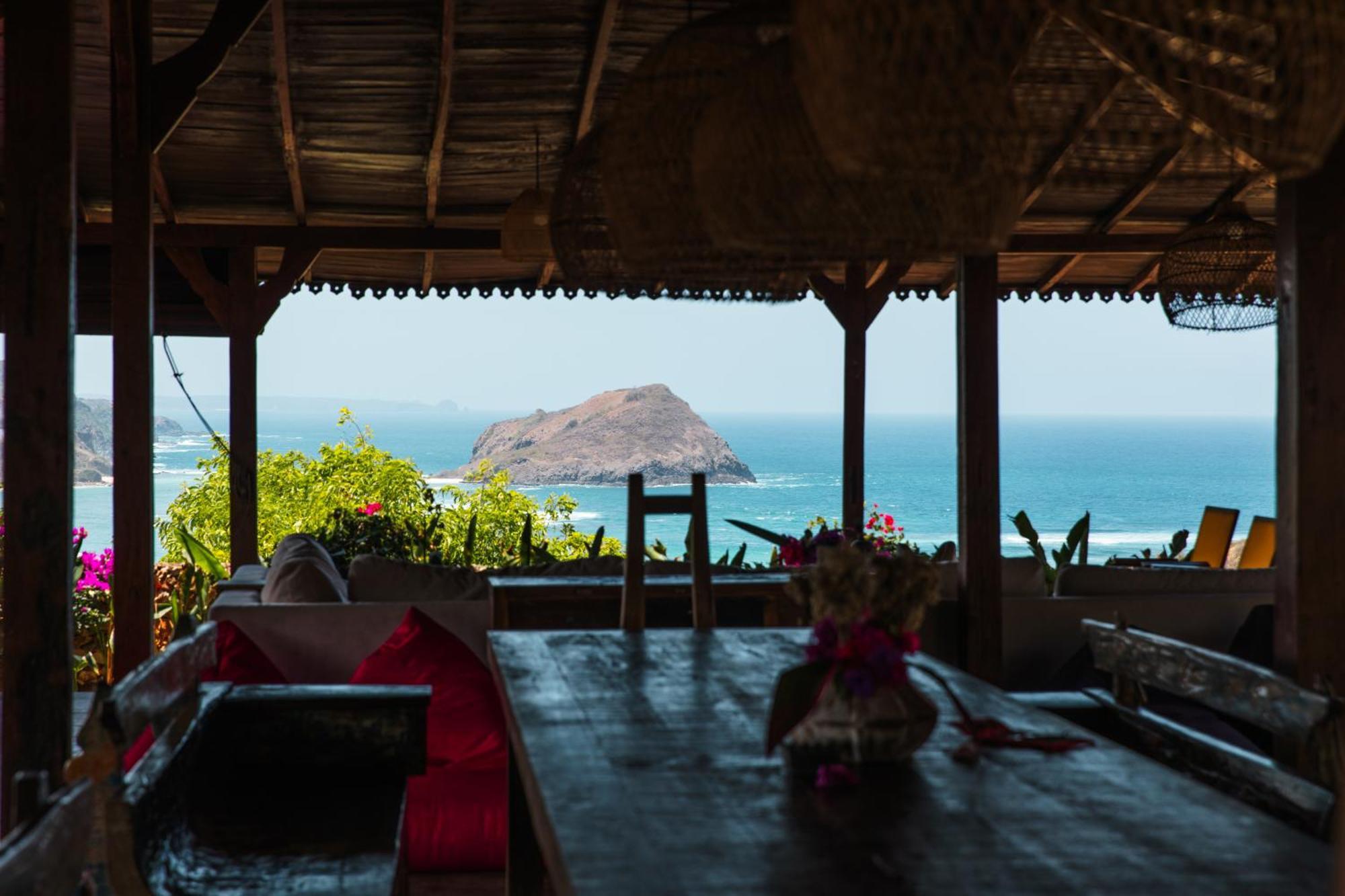 Villa Ellya Areguling, For 8-10 Pax Kuta  Экстерьер фото